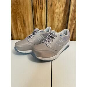 New Balance women Ndurance size 9.5 gray Sneakers